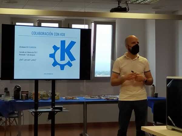 Primeras impresiones de la Install party & KDE 25 Aniversario de València