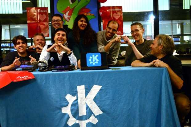 Lanzada la primera actualización de 5.27 edición 'KDE 💖 Free Software'